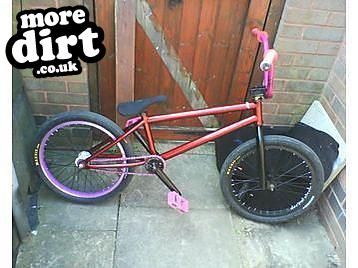 Gt - ????? ITS CUSTOM WIV GT FRAME