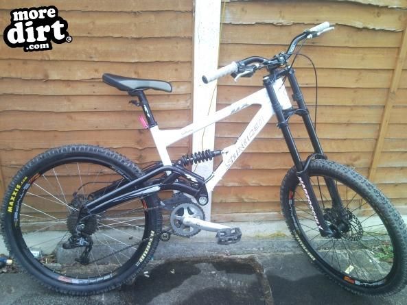 saracen raw dx mountain bike