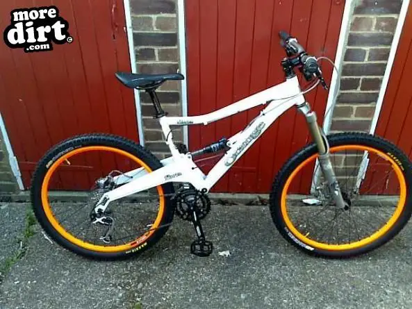 Orange  - Five Pro ( Custom ) 2010 