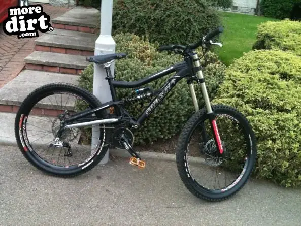 santa cruz bullit downhill