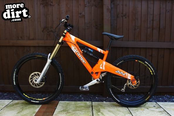 Orange 224 hot sale downhill bike