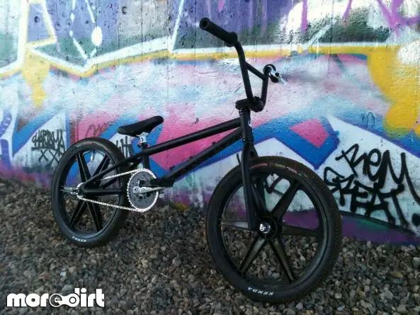 stolen riot bmx