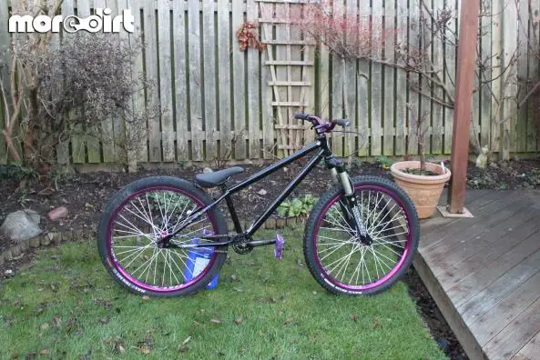 Identiti p66 hot sale jump bike