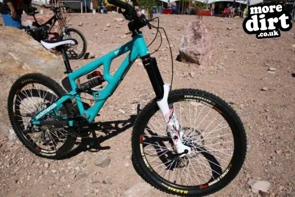 commencal - furious