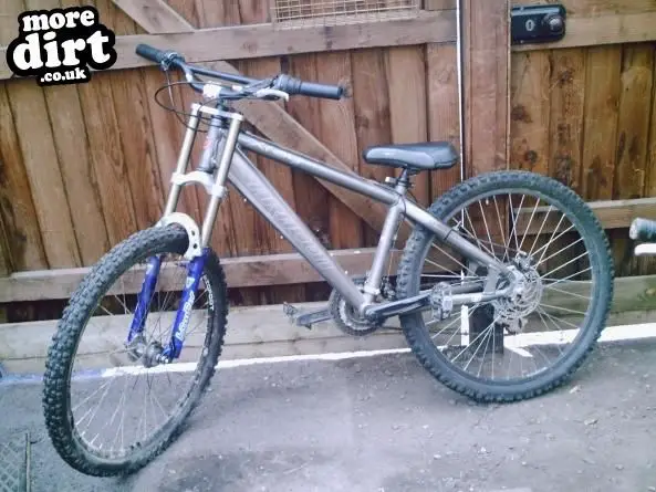 saracen xray bike