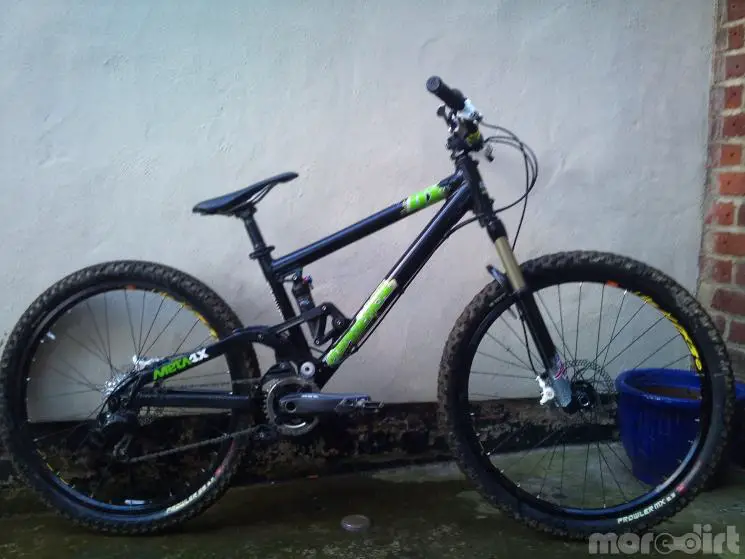 Commencal meta online 4x