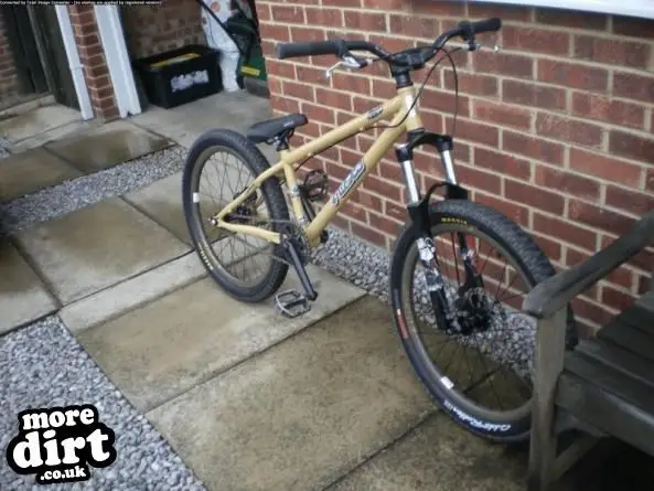 flow drift jump bike