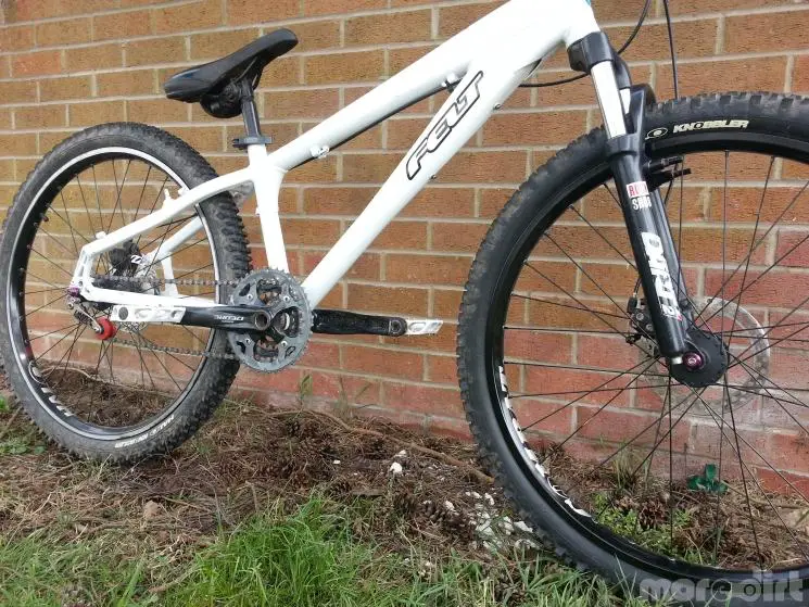 boss stomper mountain bike