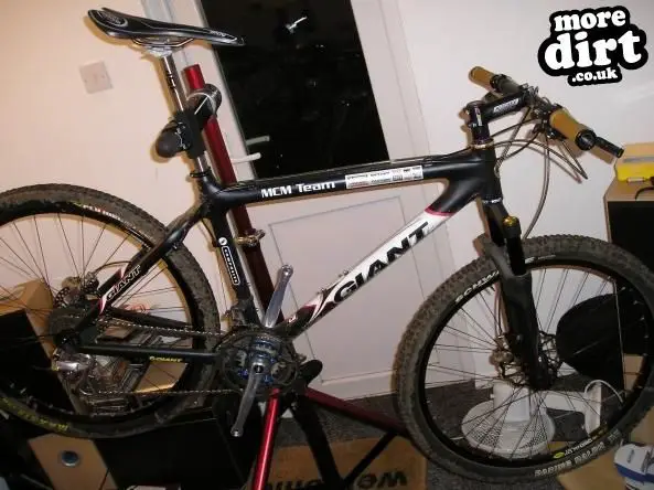 Giant mcm team discount carbon mountain bike