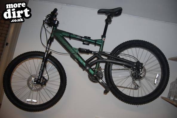 Saracen best sale raw bike