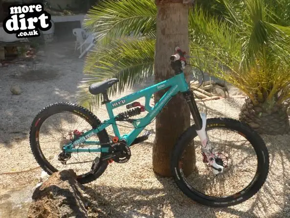 commencal - furious