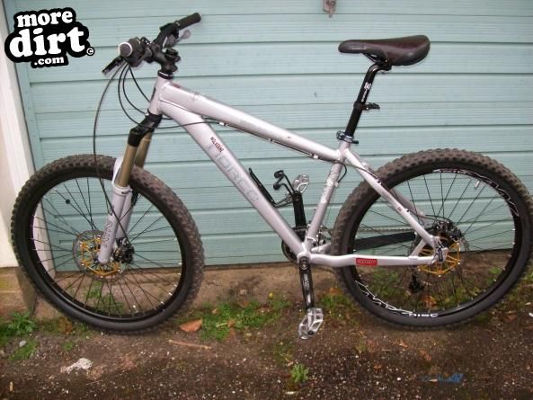 Norco wolverine mountain bike online