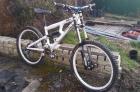 Commencal - Furious