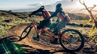 TANDEM Downhill Mountain Biking