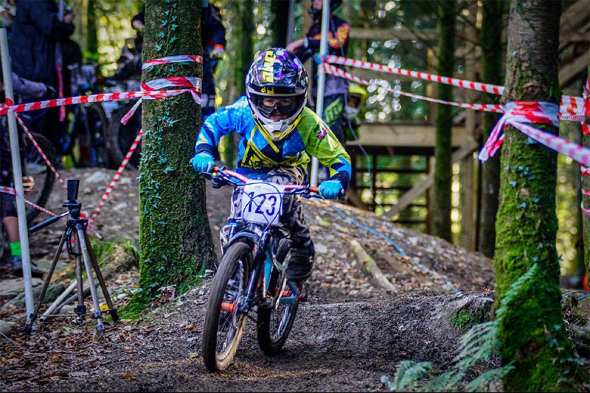 Woodland Riders 2019/20 Winter Downhill Series | More Dirt