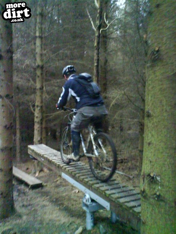 Warren Boulder Trail - Stainburn Forest