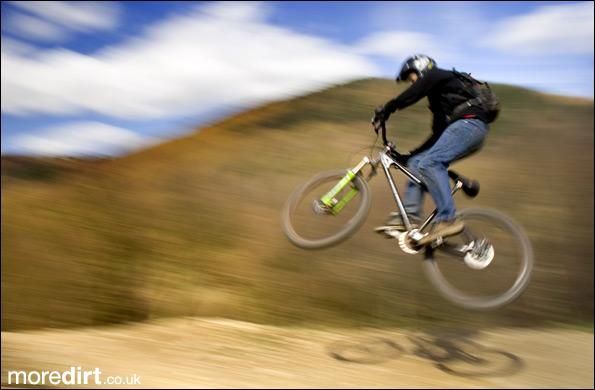 Y Mynydd Downhill - Cwmcarn