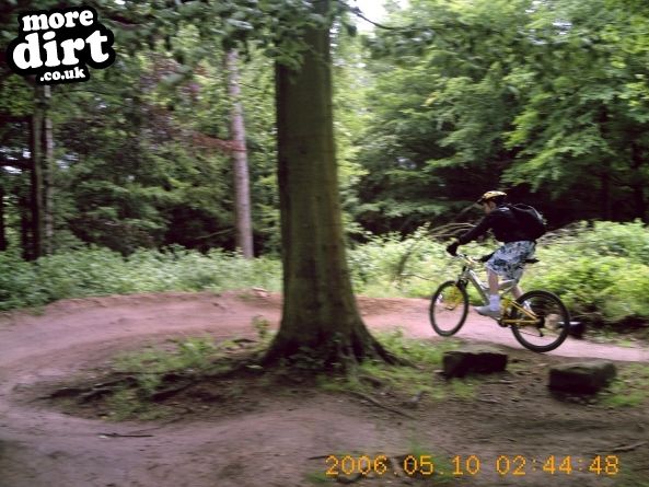 Warren Boulder Trail - Stainburn Forest