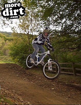 Y Mynydd Downhill - Cwmcarn