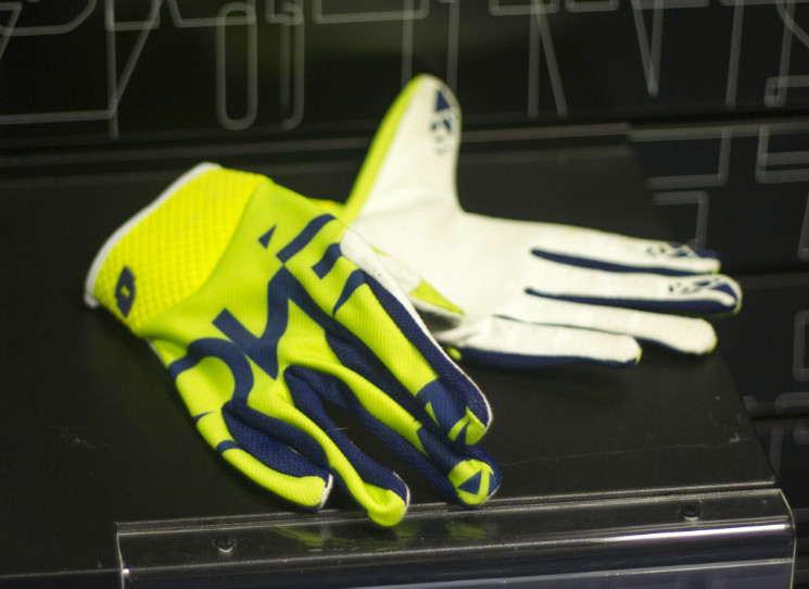 One Industries gloves 